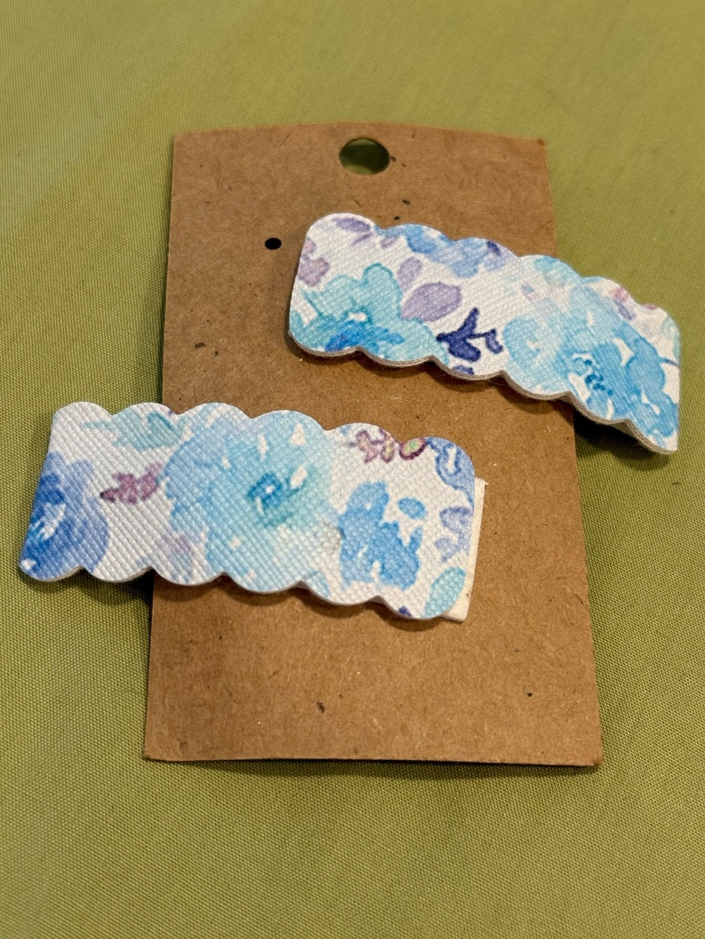 Floral hair clips accessories scalloped lightweight colorful cottage cute